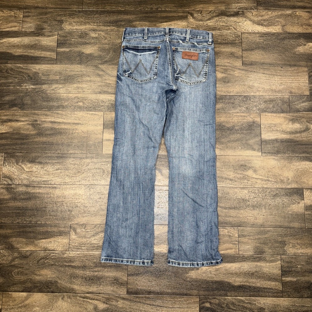 Wrangler Cowboy Cut Slim Fit Jeans Light Wash Denim Men's Size 30x30 Western